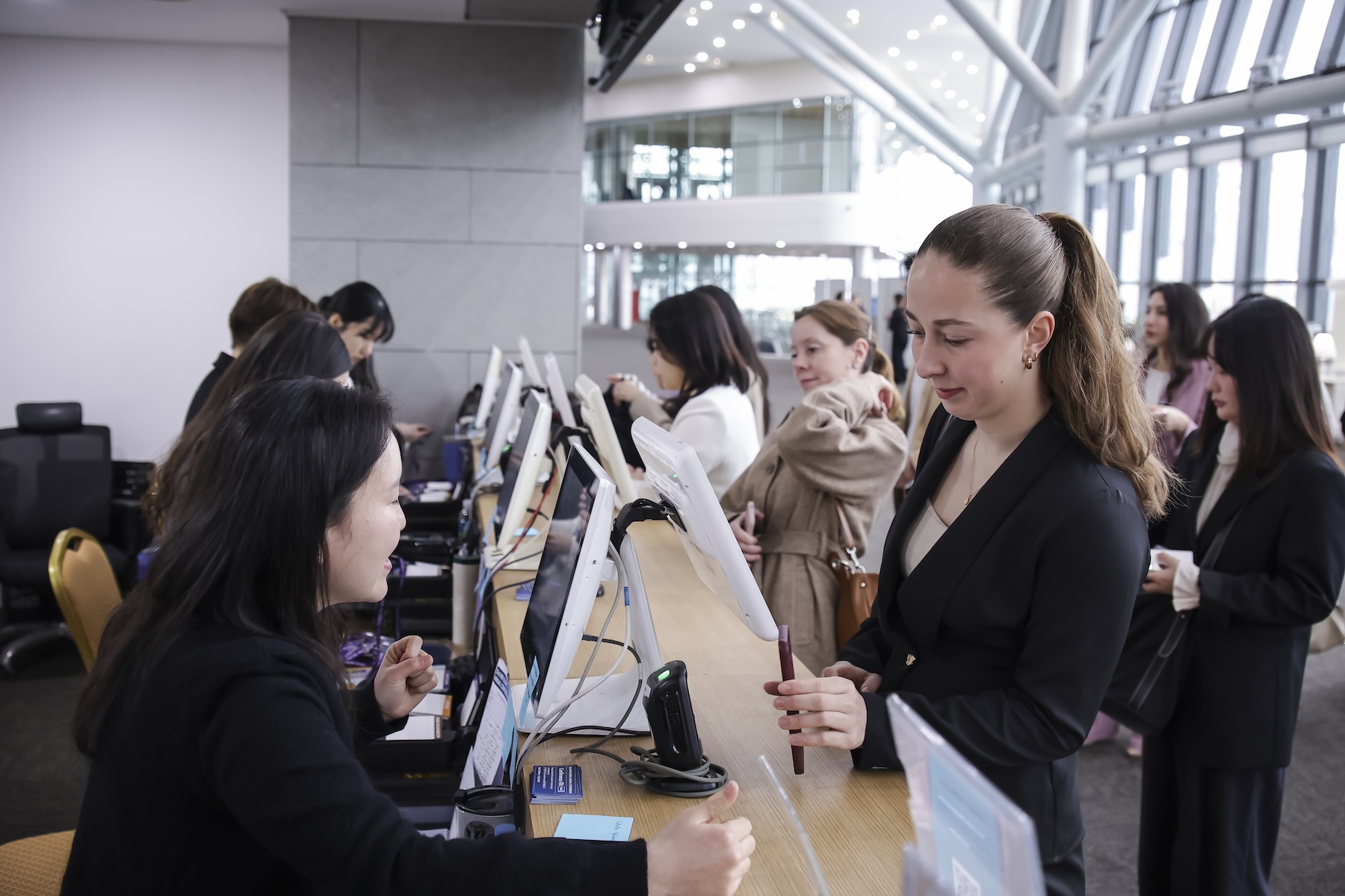 33rd WIN  CONFERENCE_01. Registration_0046.jpg